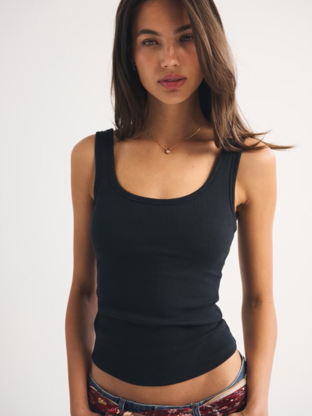 bra-free rib tuckable scoopneck tank